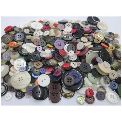 Boutons de chemises assorties, matériaux et formes variés 1lb (454g) Boutons de chemises assorties, matériaux et formes variés 1lb (454g)